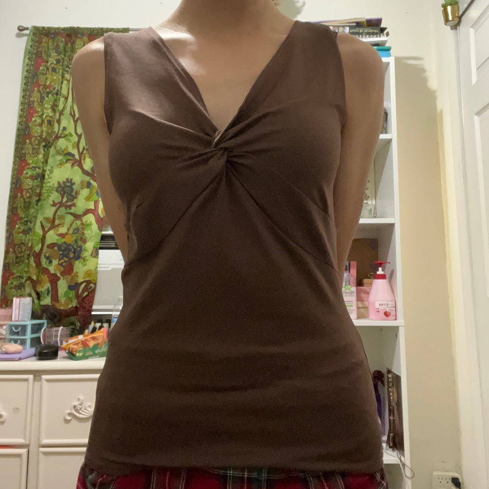 Brown long tank top 🤎